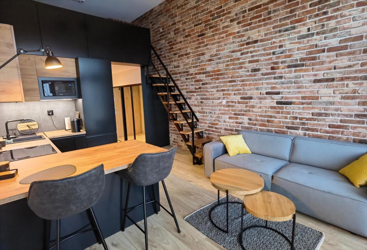 Apartament Loft Studio Airport Blisko Lotniska Zarembowicza Lotnisko Wrocław Kültér fotó